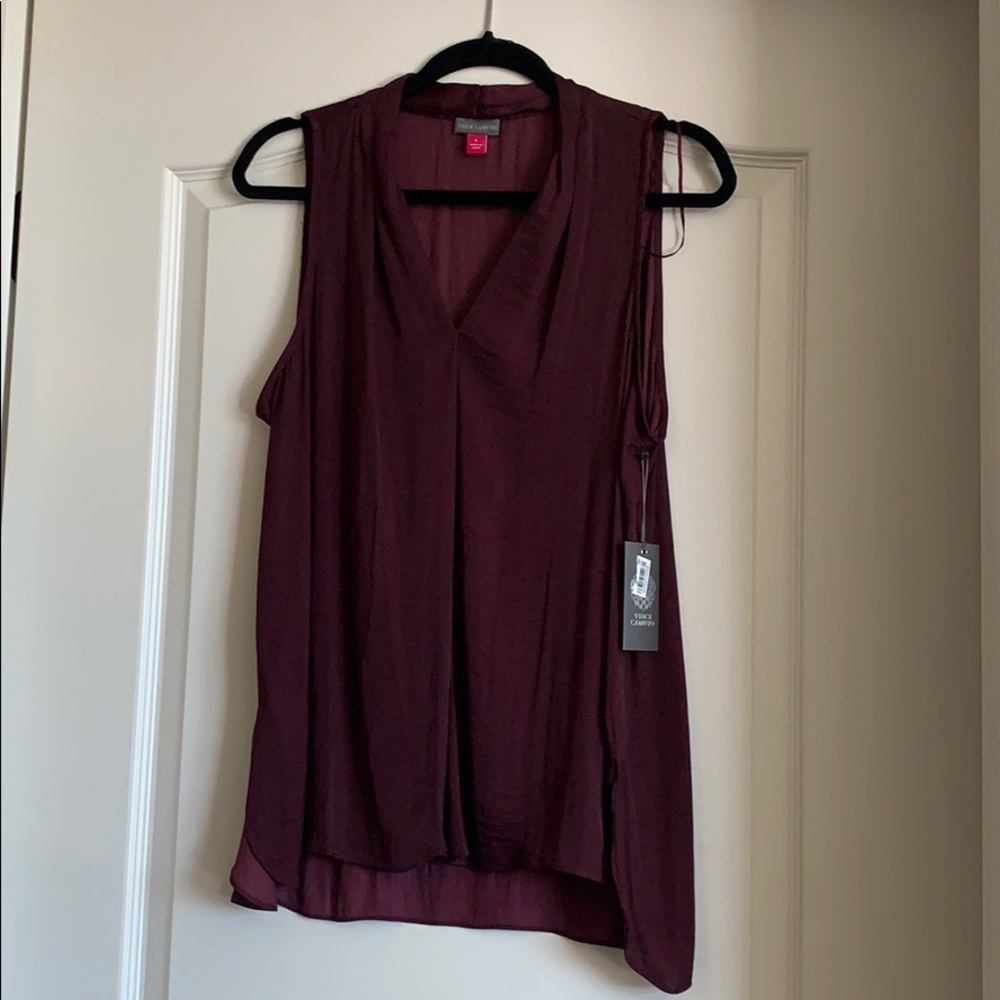 Never worn Vince Camuto flowy sleeveless blouse